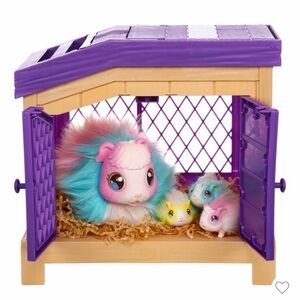 Little Live Pets Colorful Pet Playhouse with Guinea Pigs Mama Babies Children